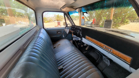 Frugal 77 C10 FARM Truck INTERIOR
